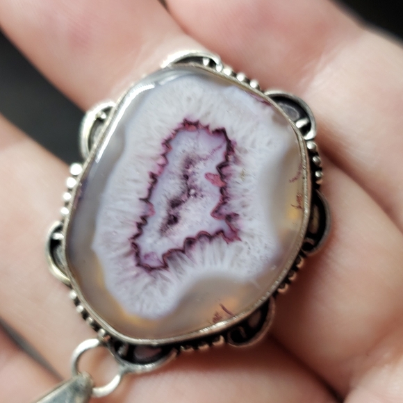 Druzy Agate Necklace - Picture 2 of 5